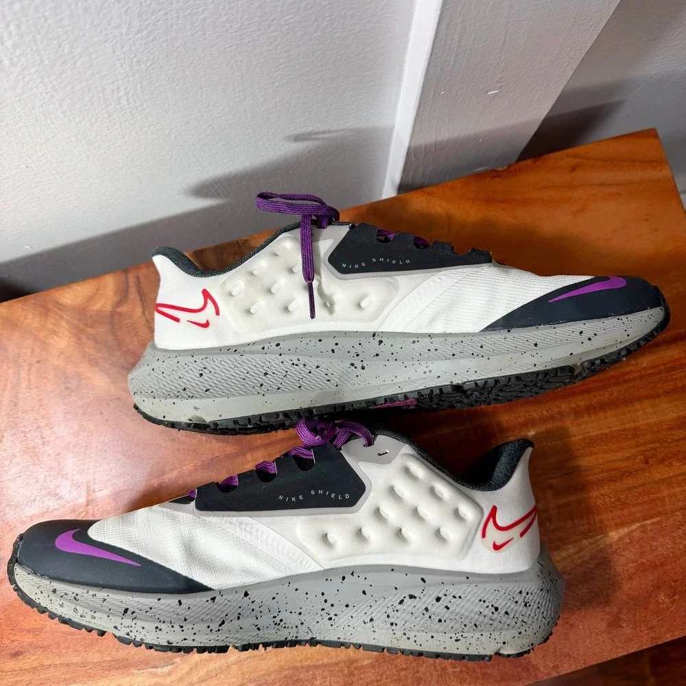 Nike Air Zoom Pegasus 39 Shield Womens Running Shoes White Purple DO7626 003 Sz9